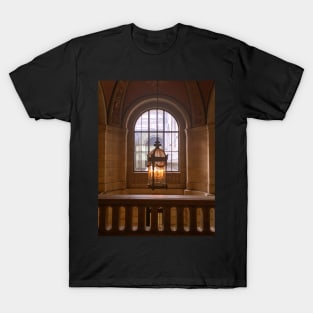 Lamp New York Public Library Manhattan NYC T-Shirt